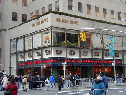 NBC Studios, Rockefeller Centre<br>Location: <a href="https://www.google.com/maps/search/?api=1&query=40.75851,-73.97877" target="_new">Rockefeller Centre</a>